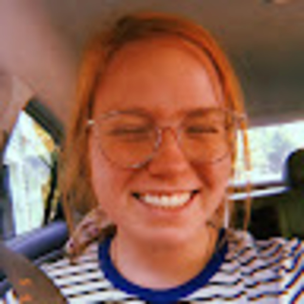 Meet your Posher, Becca